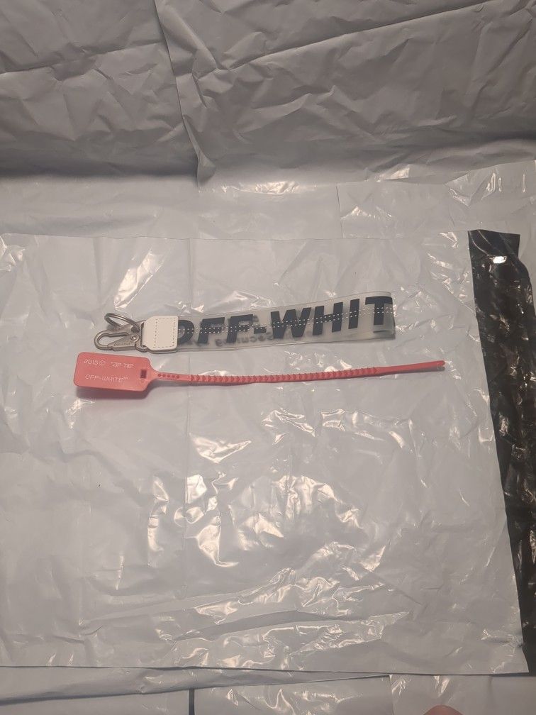 Off White Keychain And Zip Tye- Black - New