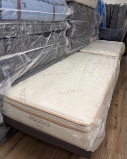 Power base adjustable TXL with Classic Saatva