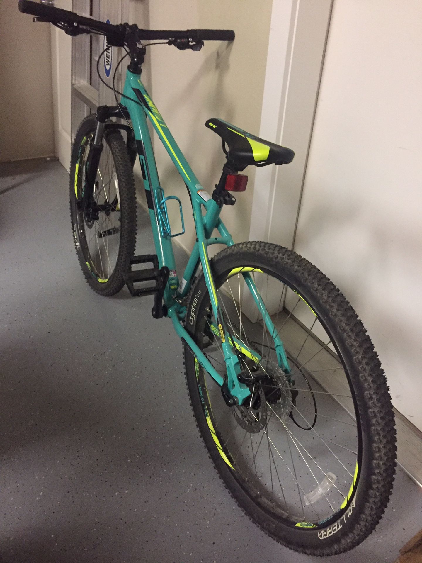 Laguna Pro GT Womens Mountain Bike for Sale in Portland, OR OfferUp
