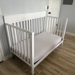 Gently Used Convertible Crib/toddler Bed  - White