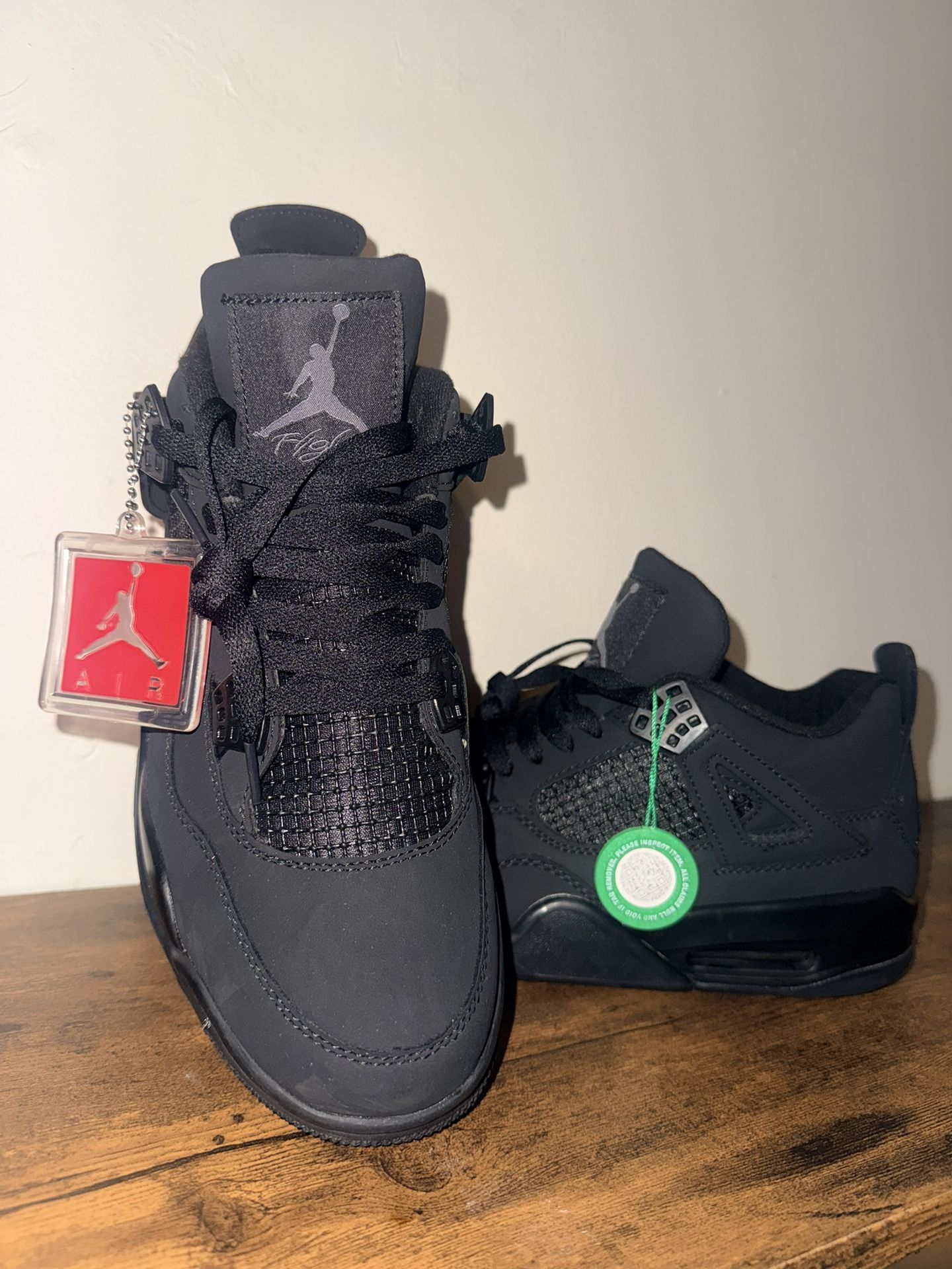 Jordans 4 Black Cat