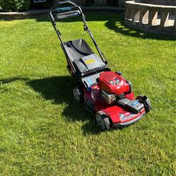 Toro Recycler 22” Self Propelled Lawn Mower
