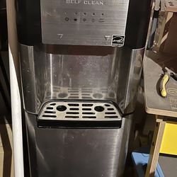 Whirlpool Self Cleaning Water Dispenser