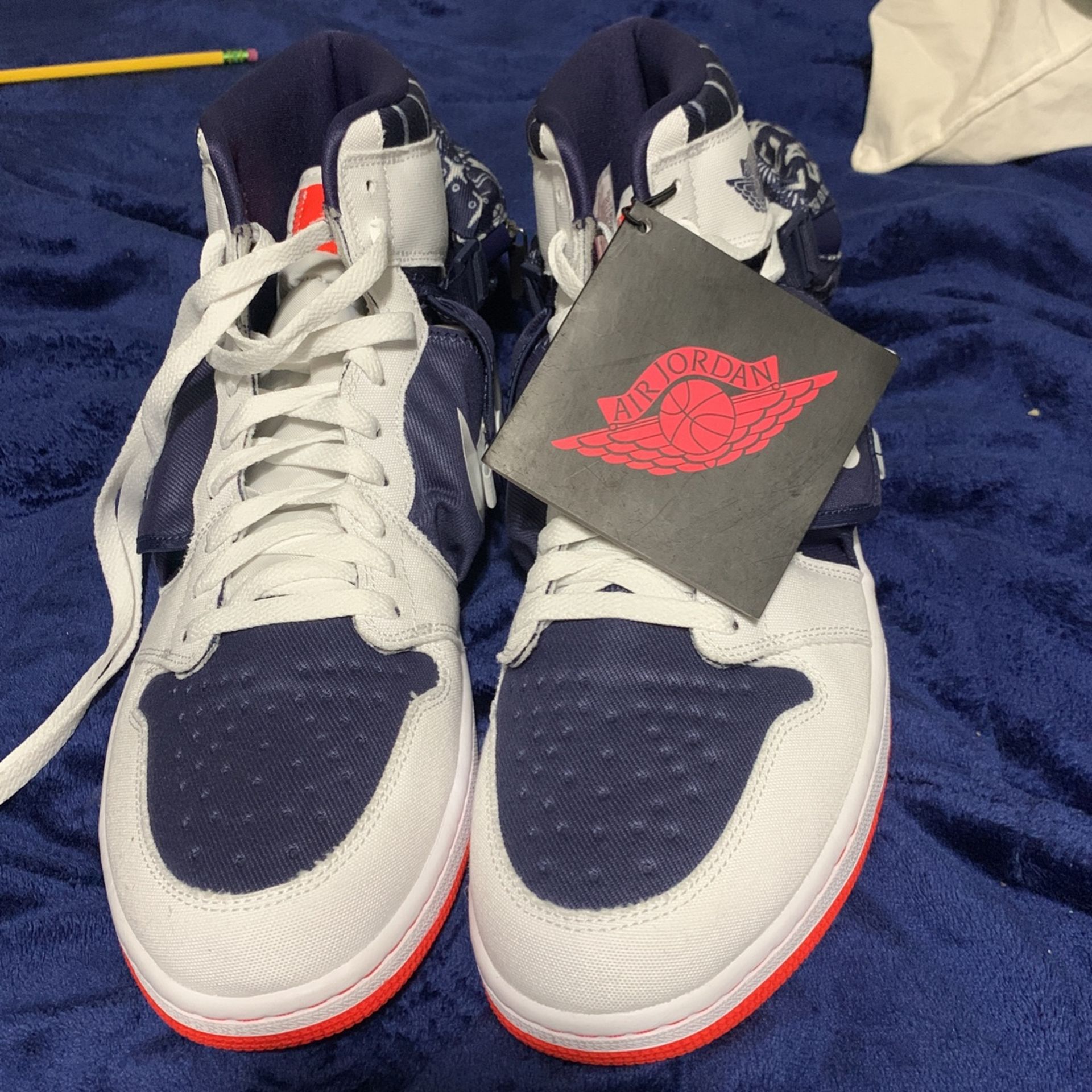Jordan 1 Mid Reto