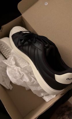 Adidas men size 9 1/2