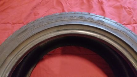 Good Year-Eagle Sport 245/40R/17 Like New