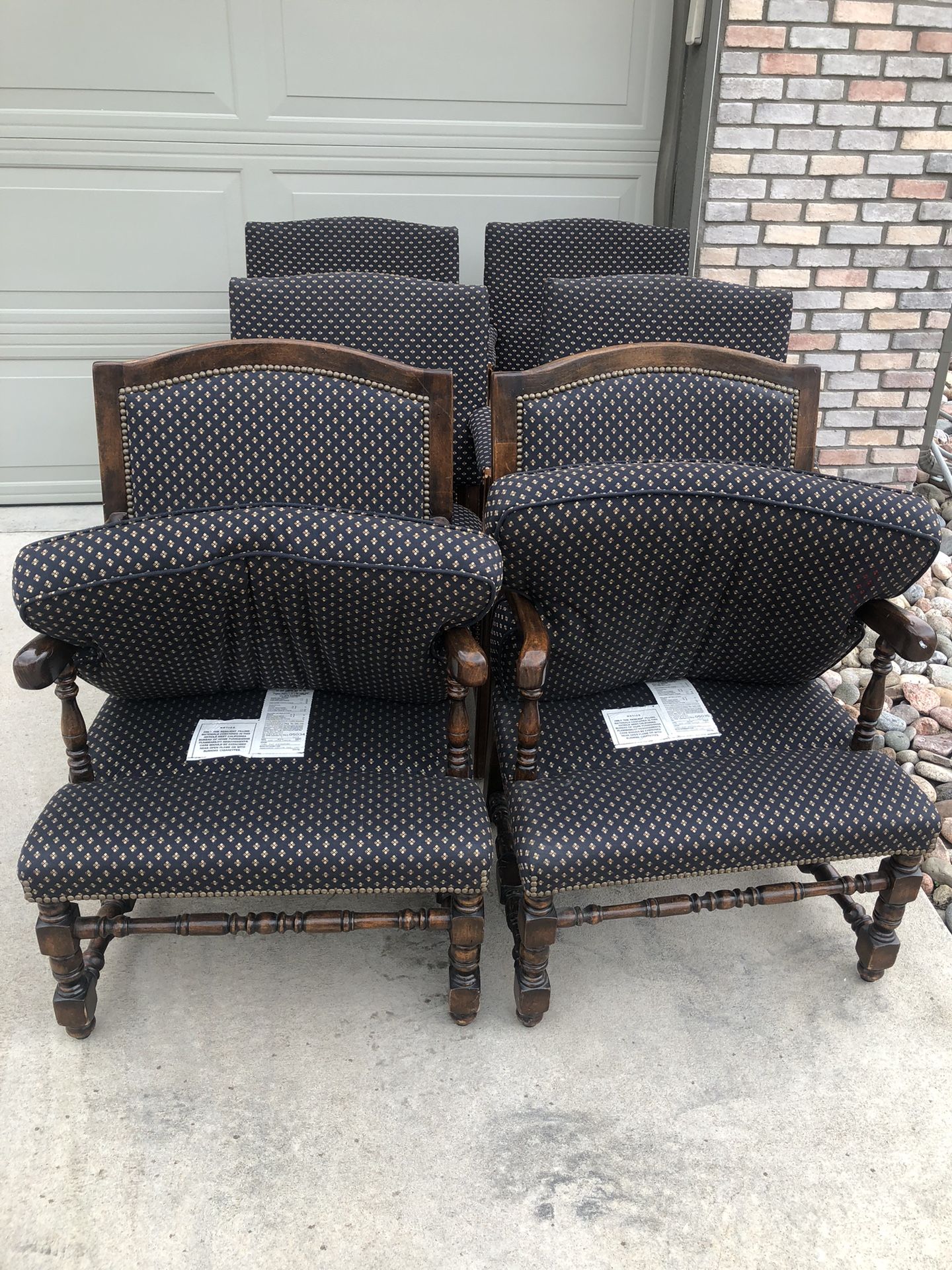 6 Chairs
