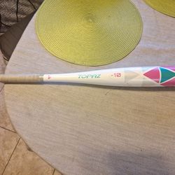 NEW EASTON TOPAZ  28/18oz. OFFICIAL SOFTBALL BAT. $40. FIRM PRICE 