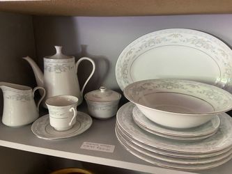 VINTAGE FAIRFIELD CHINA