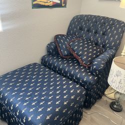 Chair With Ottoman 