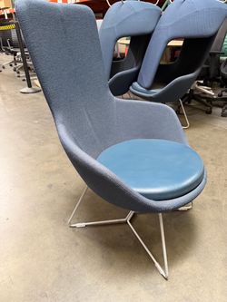 Keilhauer high end high back lounge chairs