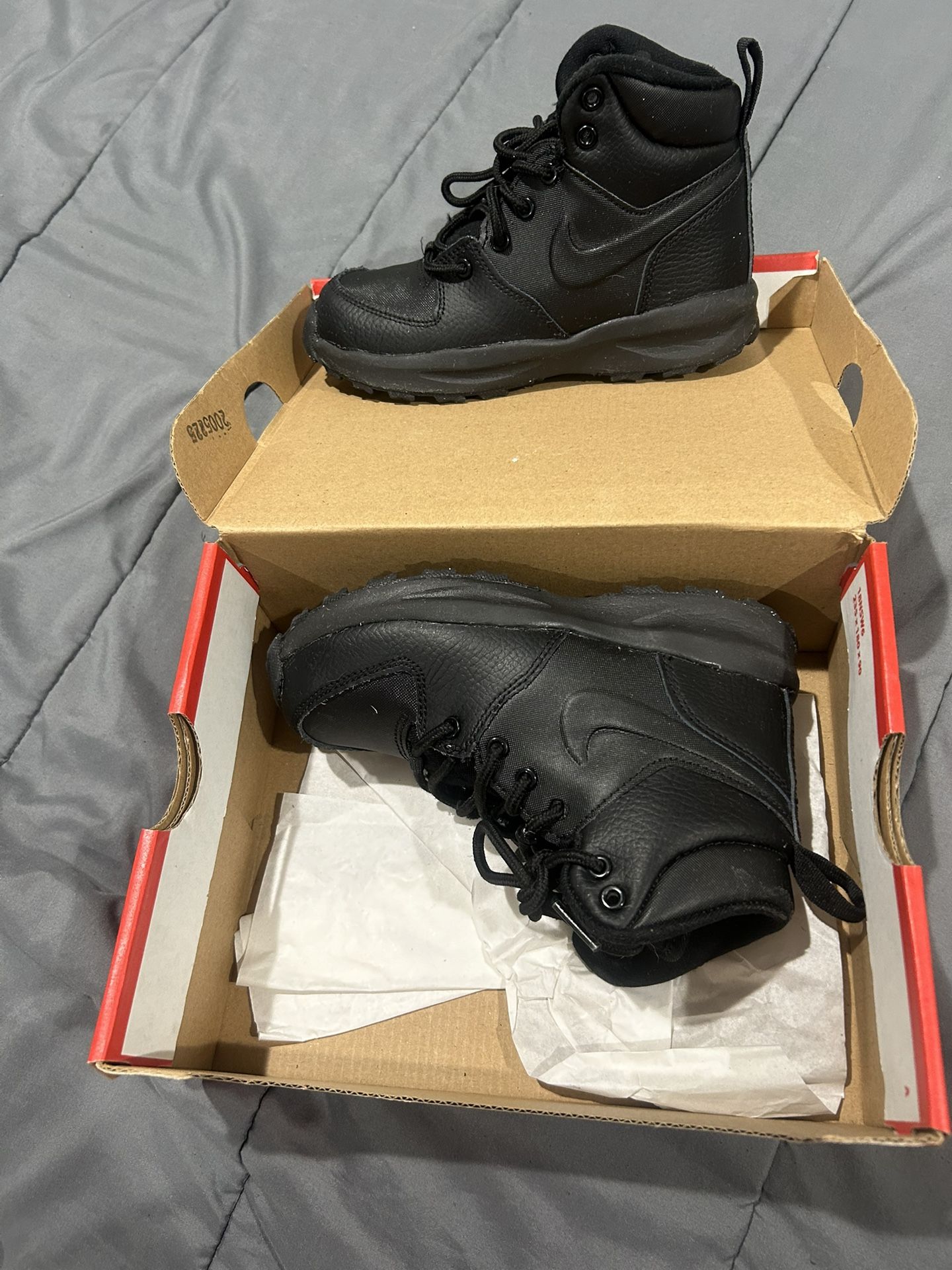 Nike Manoa Boots ‘Triple Black’