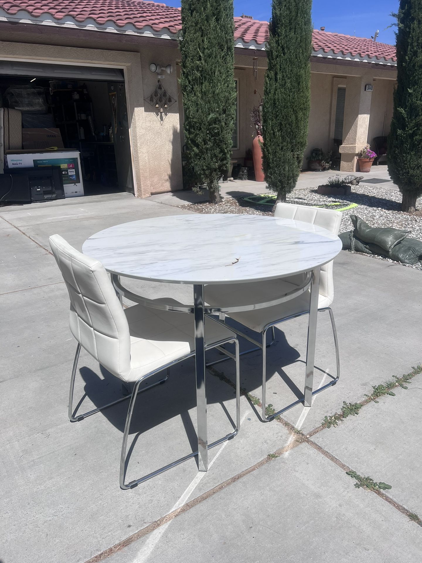 Dining Table W/ Two Chairs!