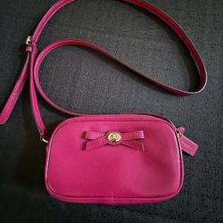 Coach Turnlock Bow Crossbody Pouch Cranberry Pink