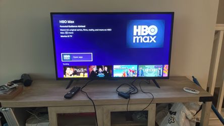 Insignia TV 40 in (2021 model NS-40D510NA21)