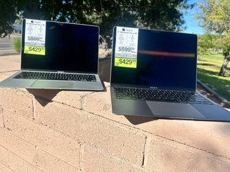 HUGE EARLY BLACK FRIDAY SALE 13" MacBook Air Retina 3.2 M1 8GB Ram 128GB SSD 2020