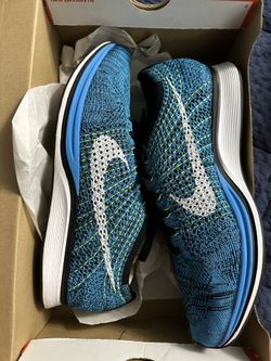 Nike Flyknit Racer