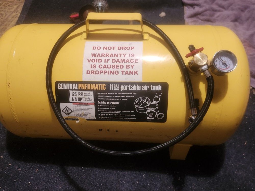 Central Pneumatic 11 Gal. Portable Air Tank