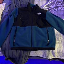 north face men’s Medium sweater/jacket