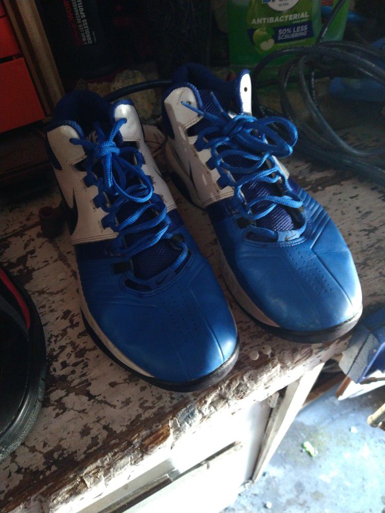 blue Nikes mens size 11