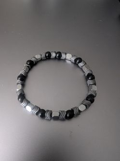 Black Onyx and Hematite Stretch Bracelet