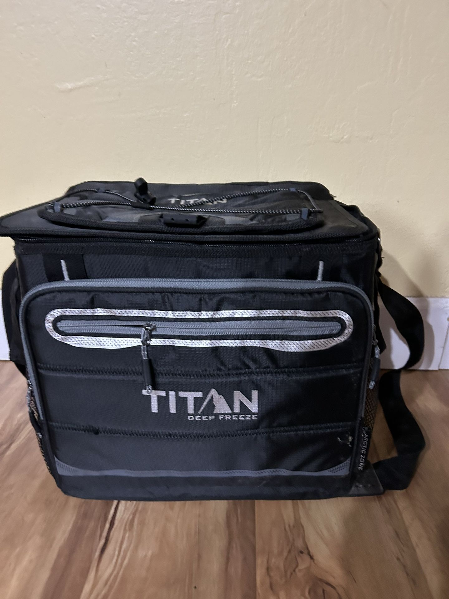 Titan Cooler