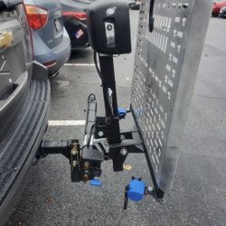 Lift For Motorized Wheelchair 