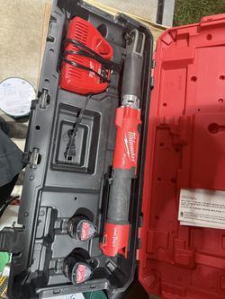 Milwaukee digital 1/2 torque wrench