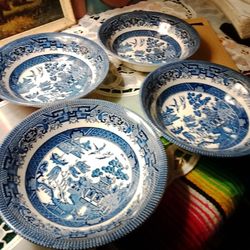 Set Of 4 Vintage Blue Willow Oatmeal Bowls
