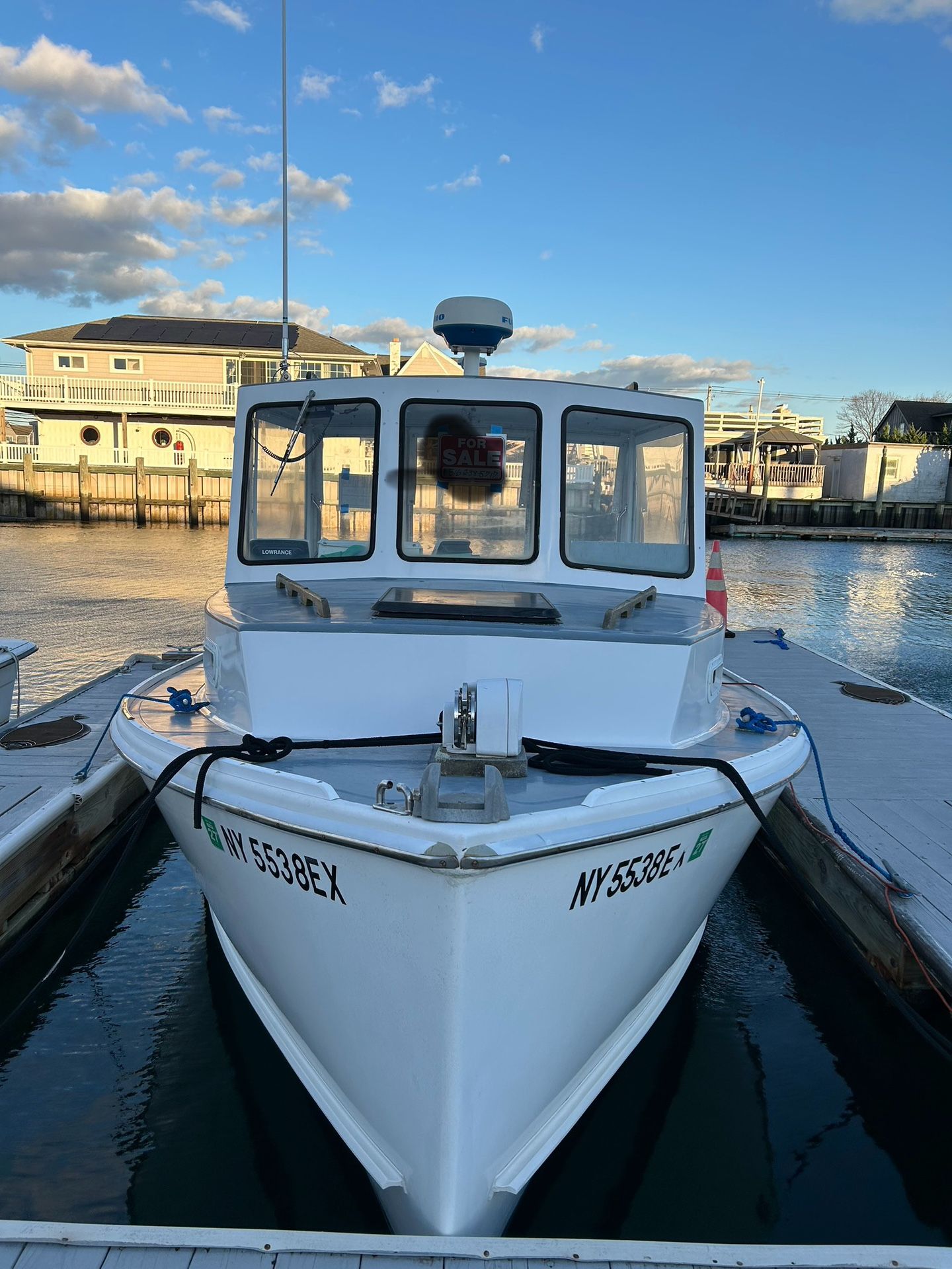 1983/25’/BHM/Only 3200 Hours/1991 Volvo 4 Cyl Diesel