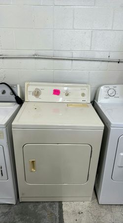 Kenmore Basic Dryer (Electric Dryer) - Multiple Cycles Energy Efficient