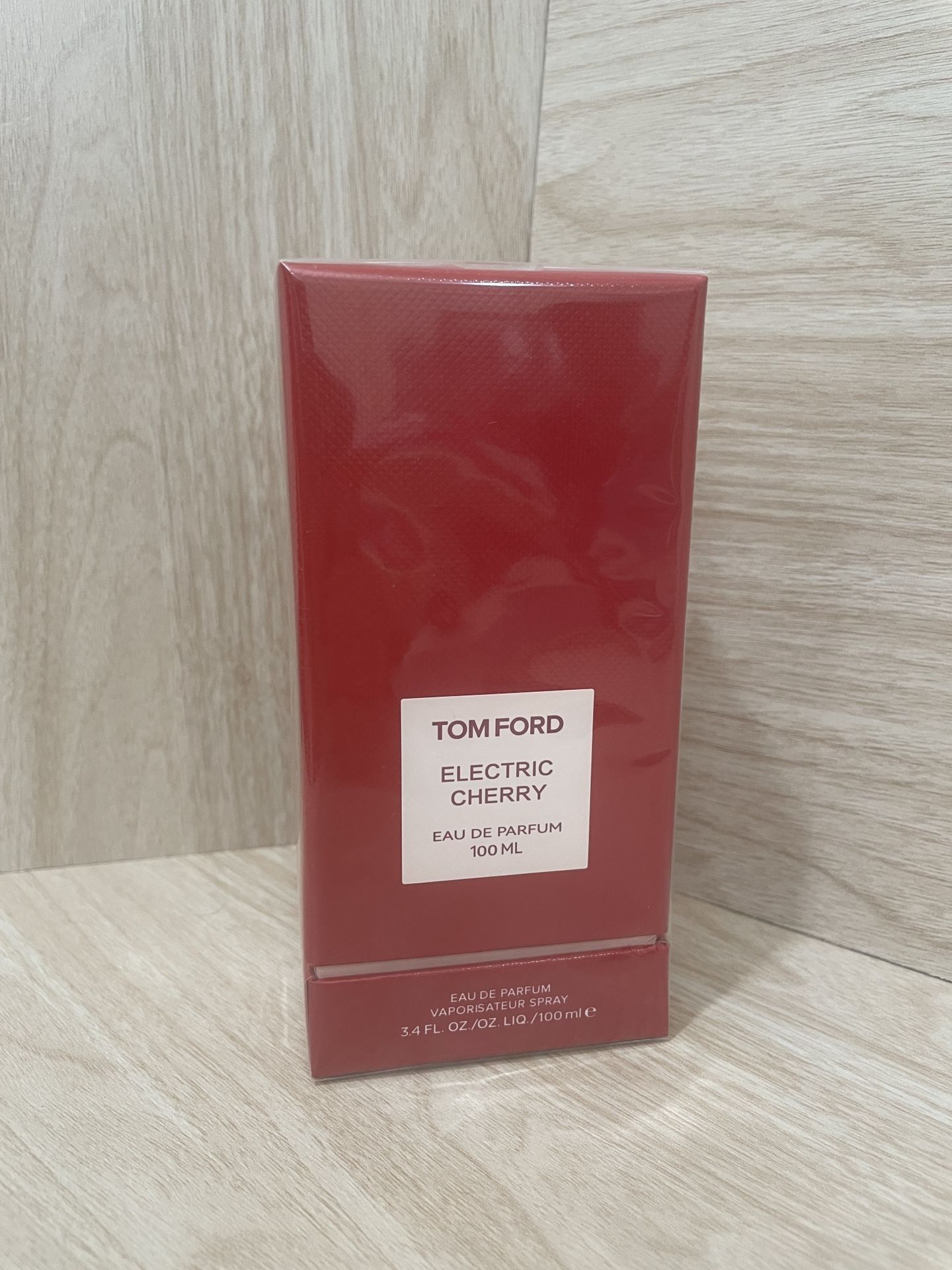 Tom Ford Electric Cherry Perfume