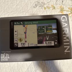 Garmin DĒZL OTR700 