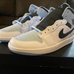 Jordan 1 White Ice 