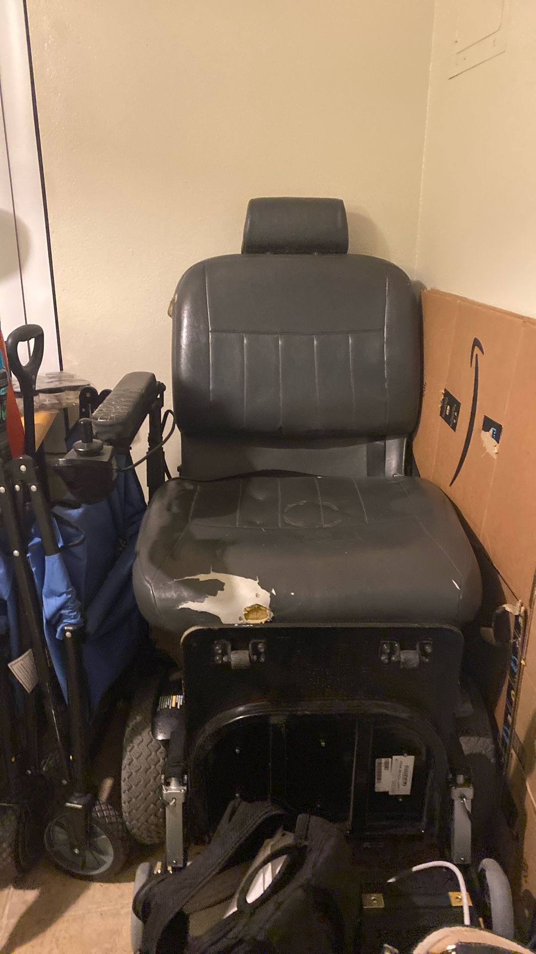 Pace Saver Heavy Duty Electric Wheelchair W/ Charger