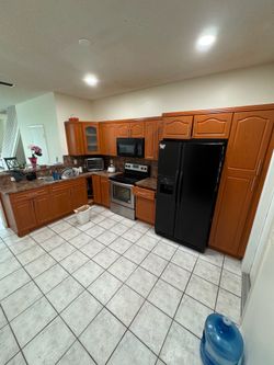 Kitchen Cabinets and Appliances