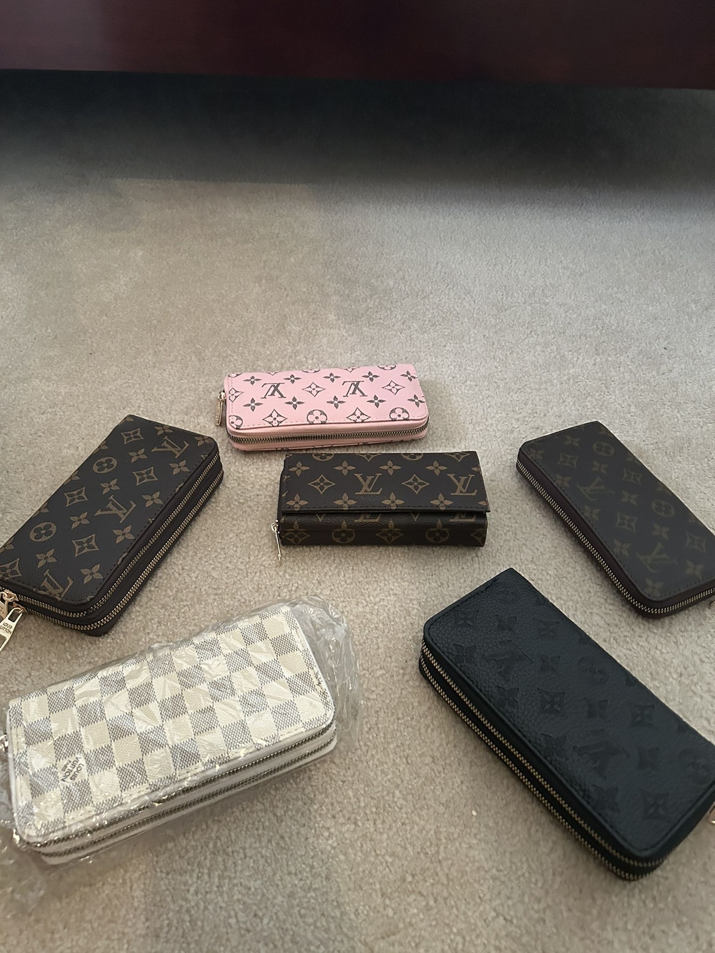 25 each item all new wallets and small dresses 