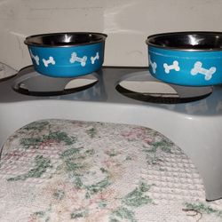  Rasied  Or Elevated  Pet Food Holder