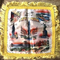 Vintage Souvenir Of New York Pillow Coverlet Times Square Statue Of Liberty Etc