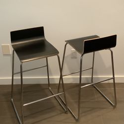 Wooden Bar Stool - Set of 2