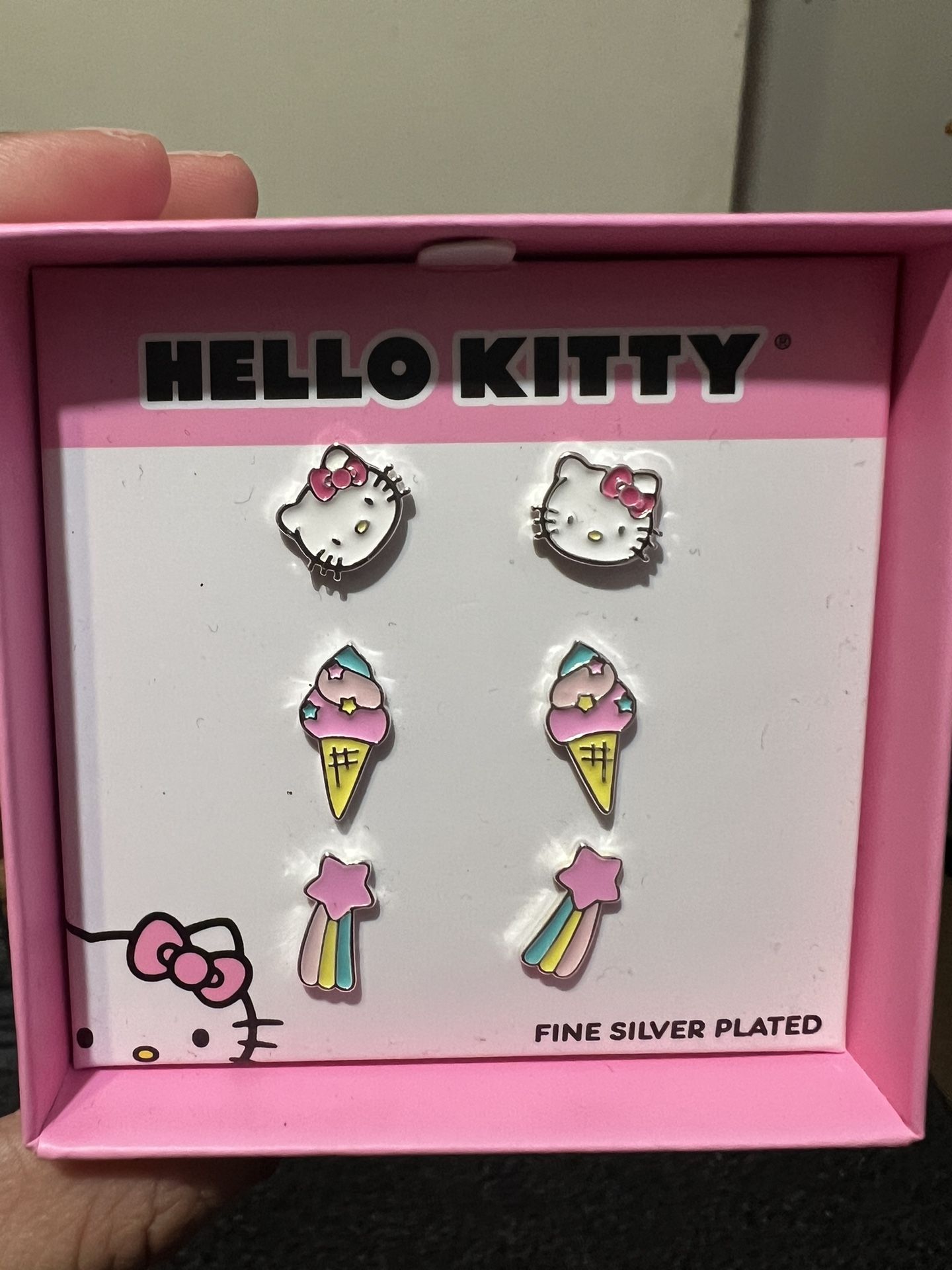 Hello Kitty Earrings