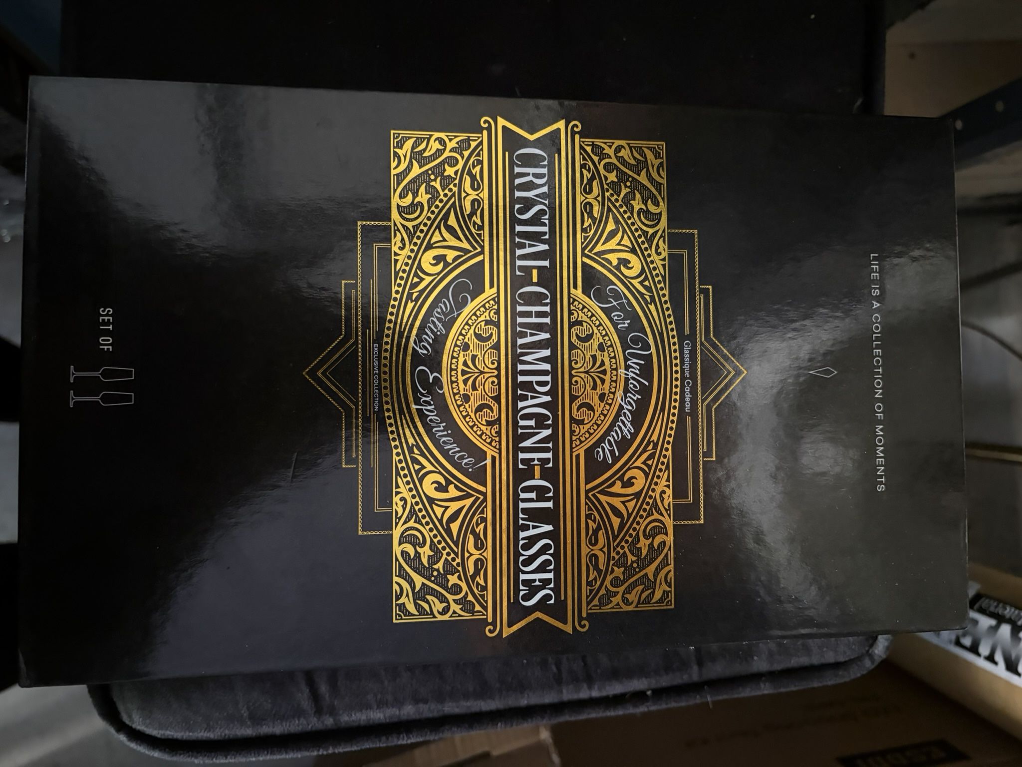 Nice champagne Flute Glasses - Gold Rimmed