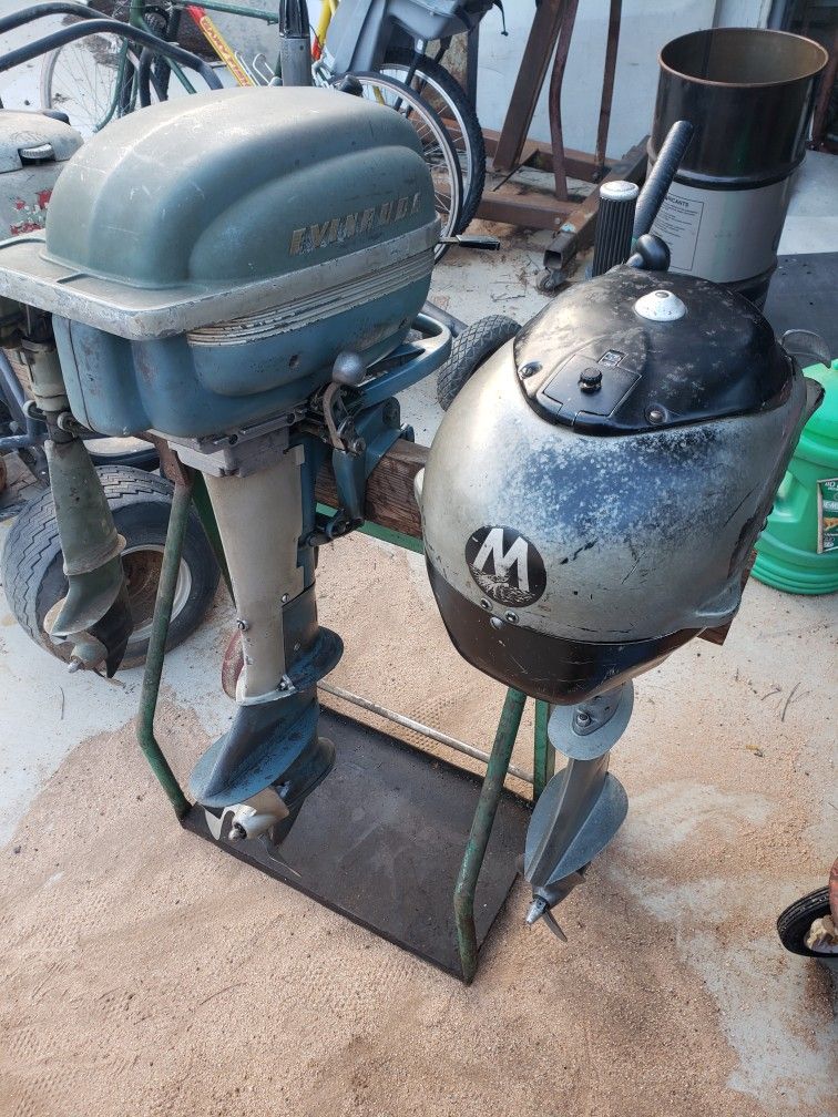 Vintage Outboard Engines