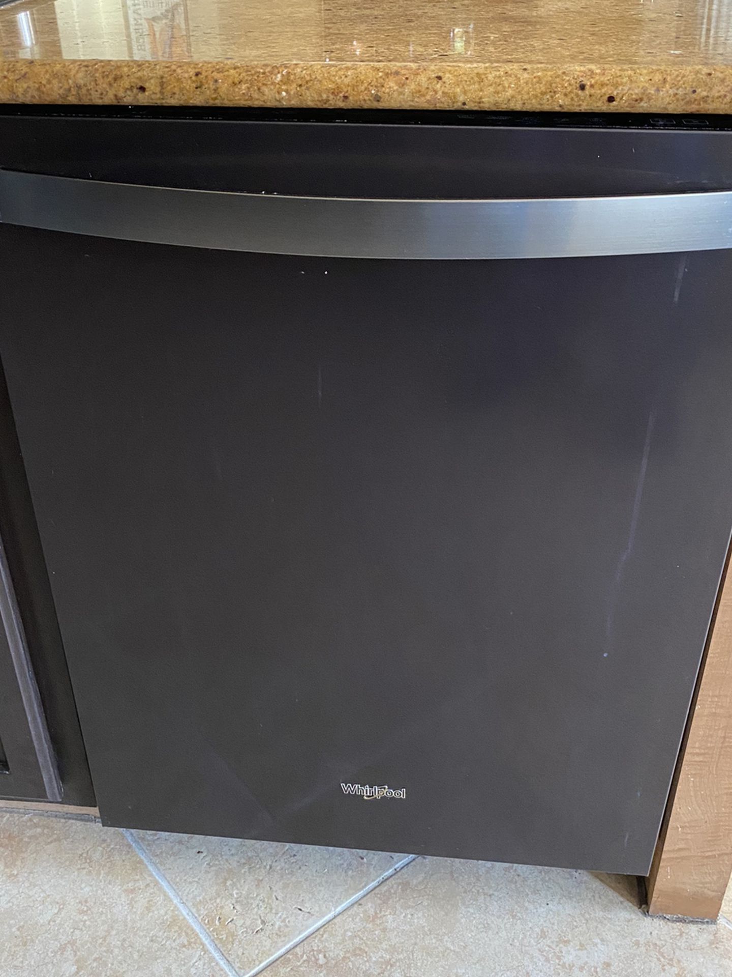 Excellent Black Stainless Whirlpool Dishwasher