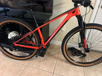 Bike Scott scale 940 Carbon Fiber hydraulic brakes rims 29”