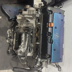 K20A came out of 06 civic si 