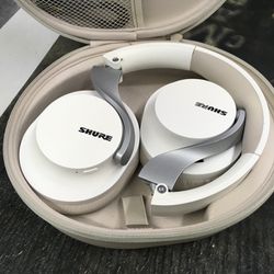 Shure Aonic 40 Noise Canceling Headphones 