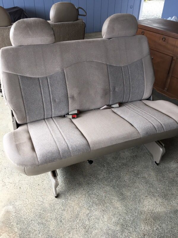 Chevy Astro Van/or Gmc Safari van 2nd and 3rd row seat. for Sale in Kailua, HI OfferUp