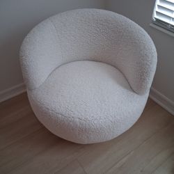 Sherpa Swivel Chair