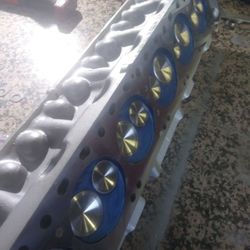 Cylinder heads and engines